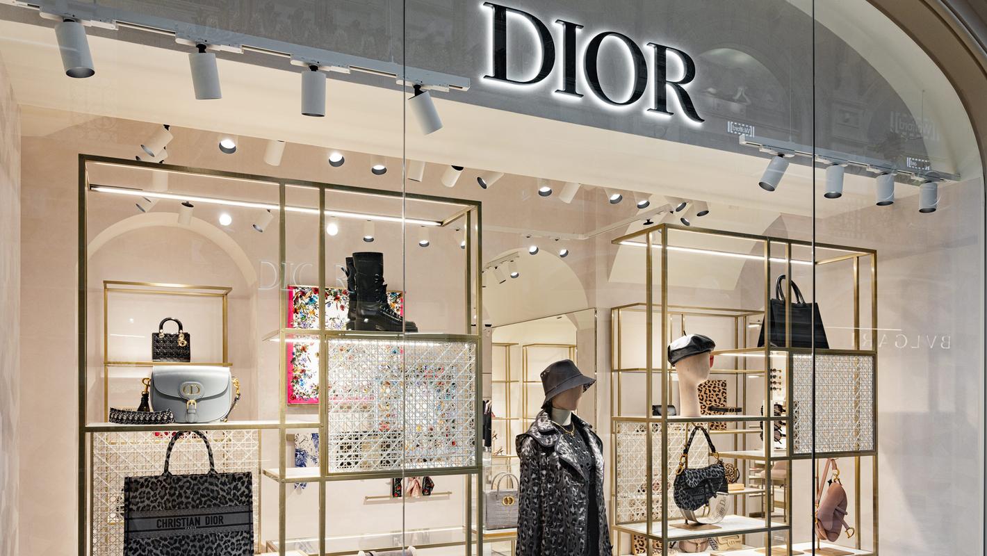 DIOR