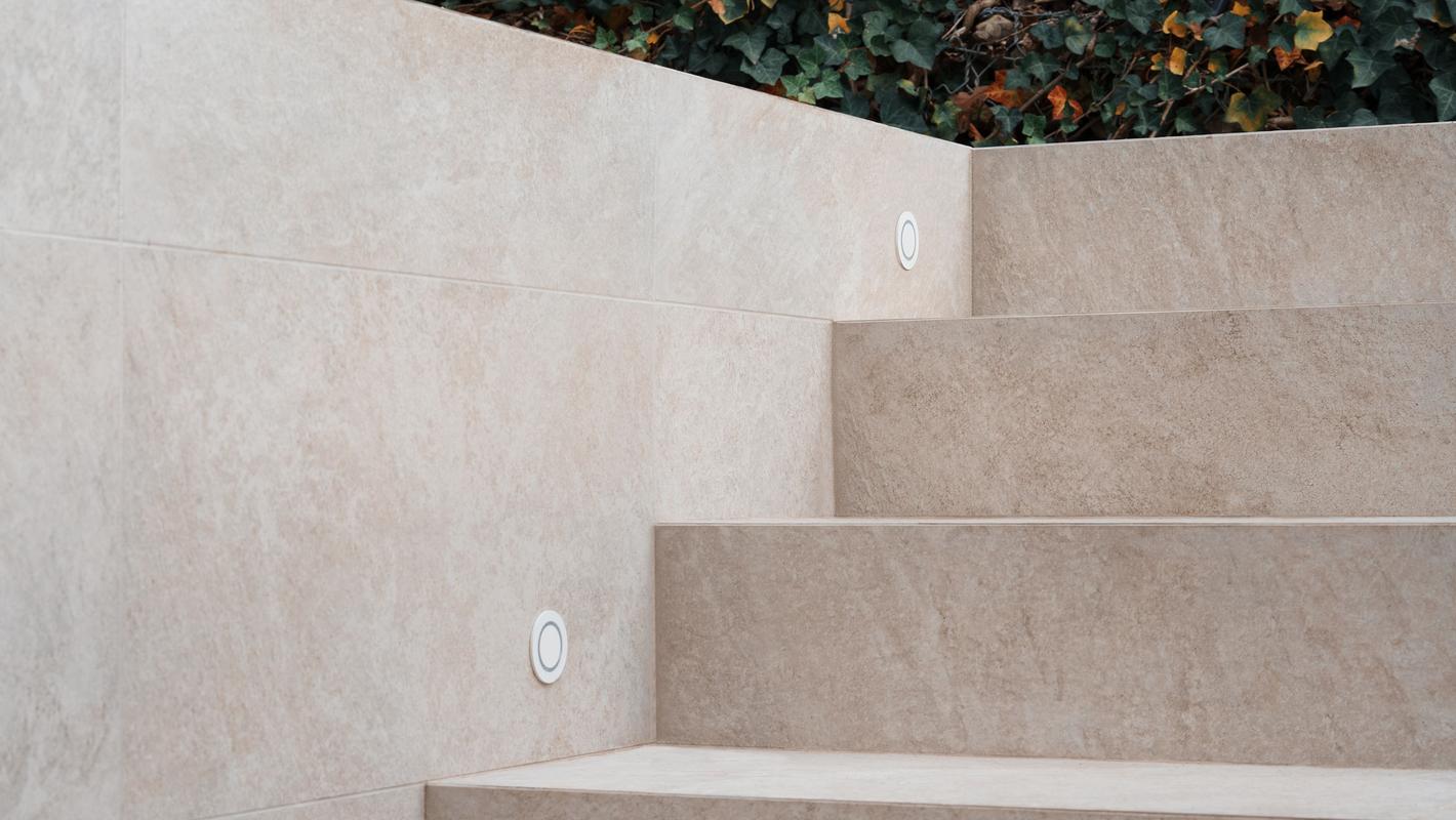 <span>LIGHT UP</span> COIL